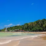 Solar Tambau Luxo - By Almare Flats